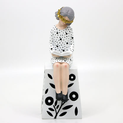 Book Lover Girl - Resin Figure