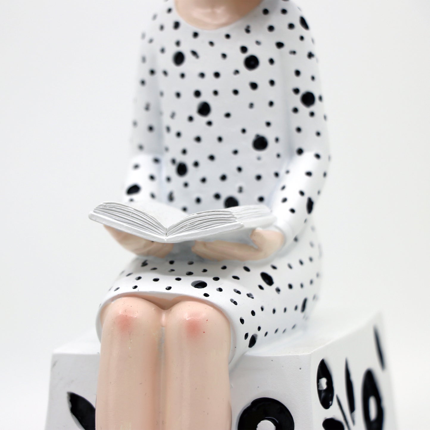 Book Lover Girl - Resin Figure