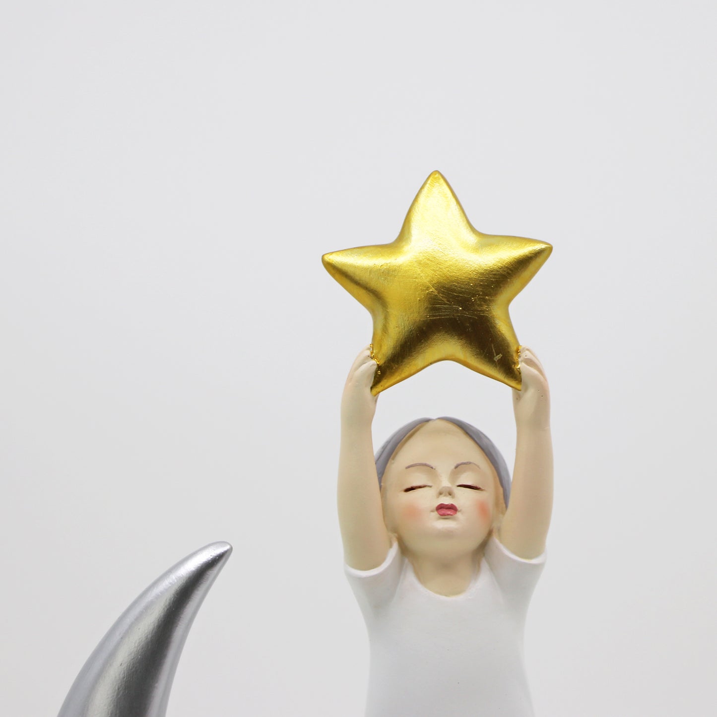 Star Girl - Resin Figure