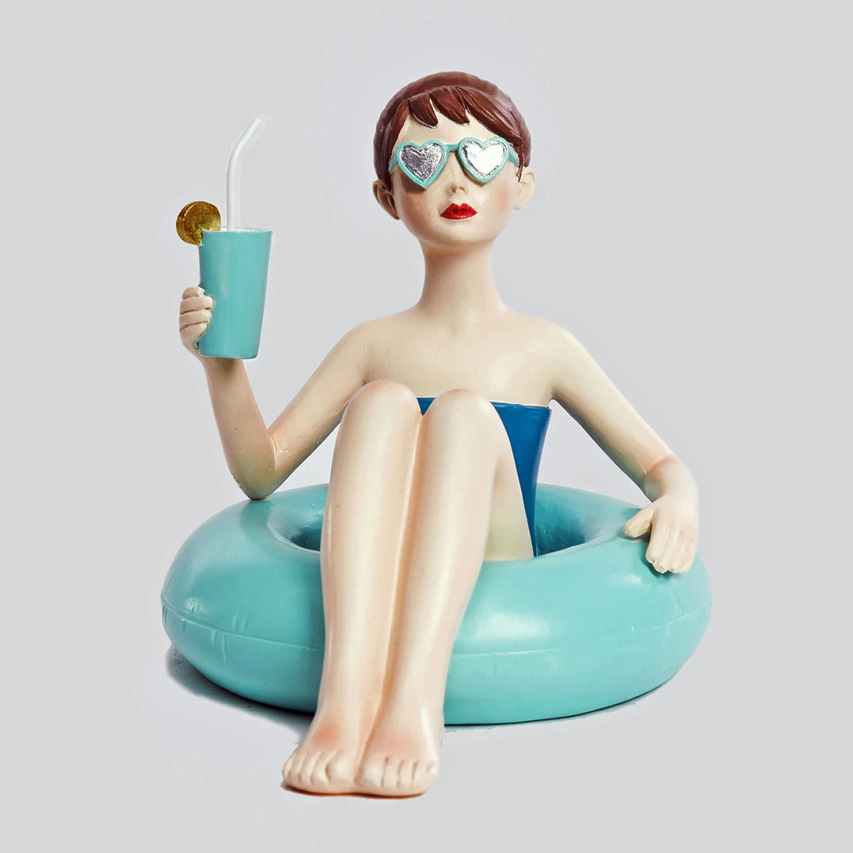 Beach Girl Chill - Resin Figure