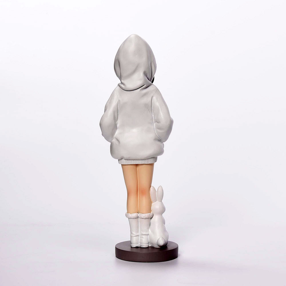 Girl with Gum - Decor Figurine