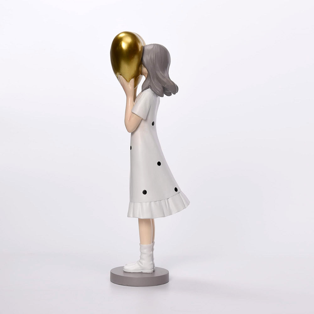 Girl with the Heart - Decor Figurine