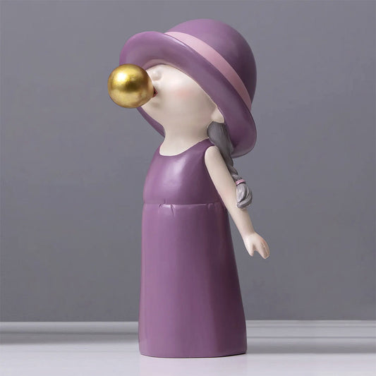 Blowing Gum Girl [Small] - Decor Figurine